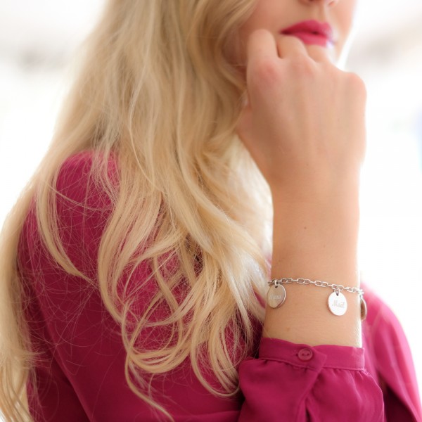 Personalized charm bracelet